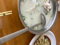 -雪湖煜辰鱼头老店(雪野湖店)