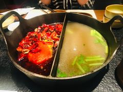 四季草本鸳鸯锅-盡膳口福跷脚牛肉火锅(北美新天地店)