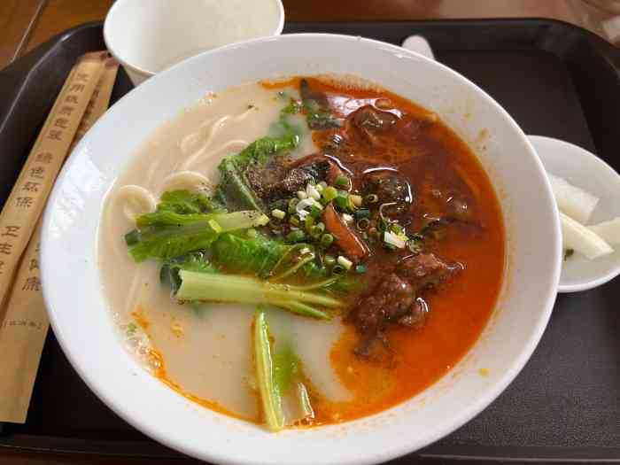 何记鳝鱼面工农兵路店