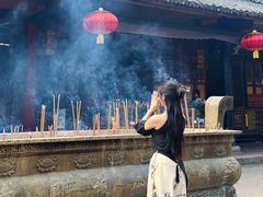 -峨眉山报国寺
