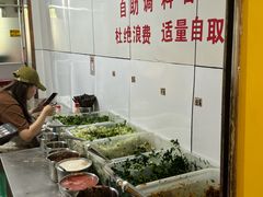 -文山荷鲜居(翠湖店)