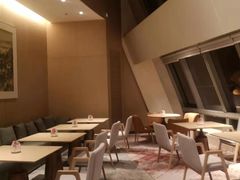 -上海世茂皇家艾美酒店
