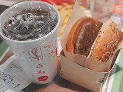 -麦当劳(塔园路店)