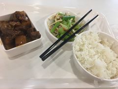 -浦东图书馆读者餐厅