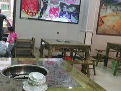大堂-乳仔牛牦牛汤锅 烤羊排(松潘古城店)