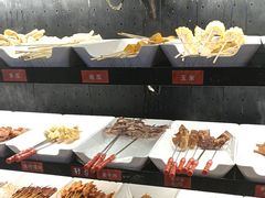 -佰人王串串香火锅(洋珠巷店)