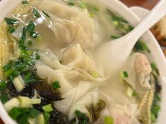 小馄饨-三两春肚肺汤(崂山路店)