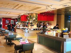 自助取餐区-咖啡苑自助餐厅·中国大饭店