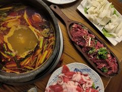 -贵厨酸汤牛肉(花果园国际中心店)