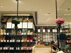 -VENCHI 闻绮(北京国贸商城店)