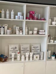 -JNK皮肤管理中心