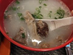 -深圳富苑皇冠假日套房酒店