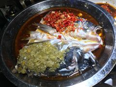 双色鱼头-湘聚缘.湖南菜(光明路店)