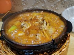 砂锅酸笋牛蛙-丽丽三鲜螺蛳粉(田林路店)
