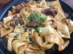 -壹阁胡羊焖饼(特色小吃街店)