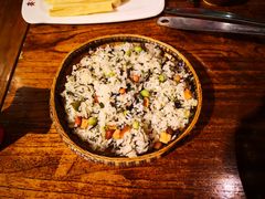 -亮欢寨酸汤鱼(沙冲路店)