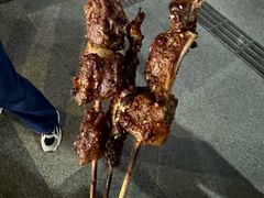 -巴汗羊肉串烧烤店