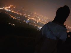 -鬼笑石后山停车场