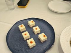 -品海楼·大连海胆锅贴馆(东港店)