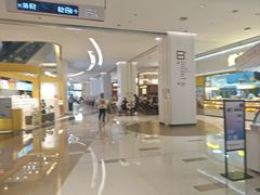 -中航城君尚购物中心