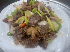 -金卯白肉罩火烧