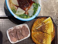 -京穆兰兰州牛肉面·清真(中川机场店)