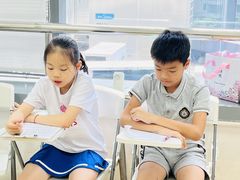 -蓝话筒·少儿成人演讲口才·主持朗诵·戏剧表演(大华第一坊店)