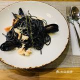 这顿饭是去年在莫斯科的最后一顿 游玩回来以后像饿极了