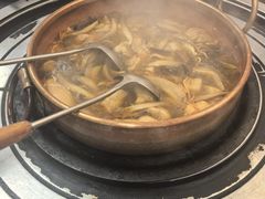 -阿山卓·野生菌火锅·纳西火塘烤肉