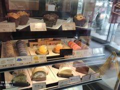 面包甜点陈列柜-麦当劳(朝阳路得来速店)
