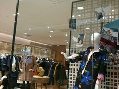 -杭州西湖银泰百货