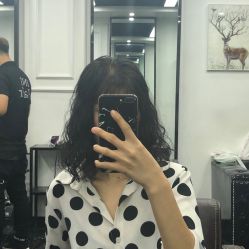 -INS hair salon