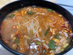-牵人麻辣粉(粉巷店)