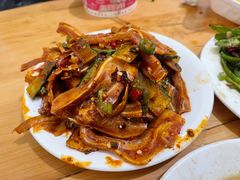 凉拌猪耳朵-胖娃滋补蹄花