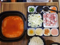 -阿香米线(大唐西市大润发店)