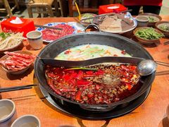 -周小明火锅(黑金冠社区店)