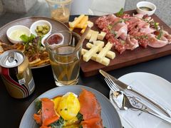 鸭肉饼配色拉-Money Shops(愚园路店)