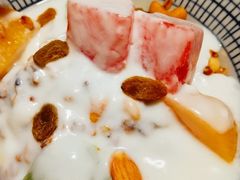 酸奶麦片沙拉-源一咖啡馆(麒麟巷步行街店)