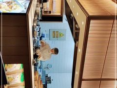 -蜜桃餐厅·伴山(湖滨商业街店)