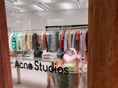 -Acne Studios(芮欧百货店)