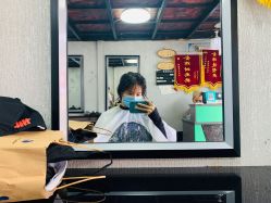 -乾健·烫染·接发SALON