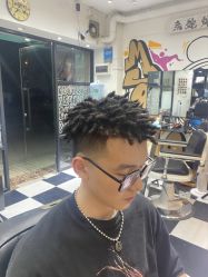 -贝勒爷专业男发