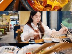 -两三事小郡肝串串香火锅(桂庙店)