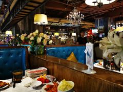 大堂-领鲜活海鲜榴莲自助火锅(东门店)