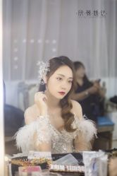 -欣薇婚纱(新源乐汇城店)