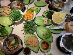 -一叶一世界·素食餐厅(锦华万达店)