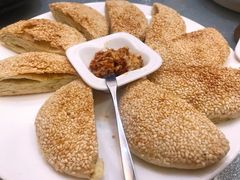 芝麻烧饼-东哥紫阳蒸盆子(旺座·现代城店)