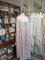 -一揽芳华汉服旗袍体验馆(拙政园店)