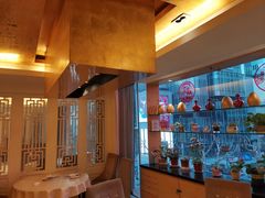 -新镇江酒家(南京西路店)