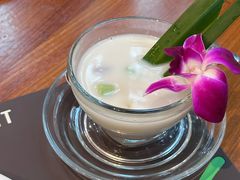 -Chom Cafe and Restaurant